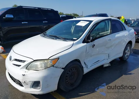 2011 Toyota Corolla Le z USA, uszkodzony, nr VIN 2T1BU4EE4BC651892
